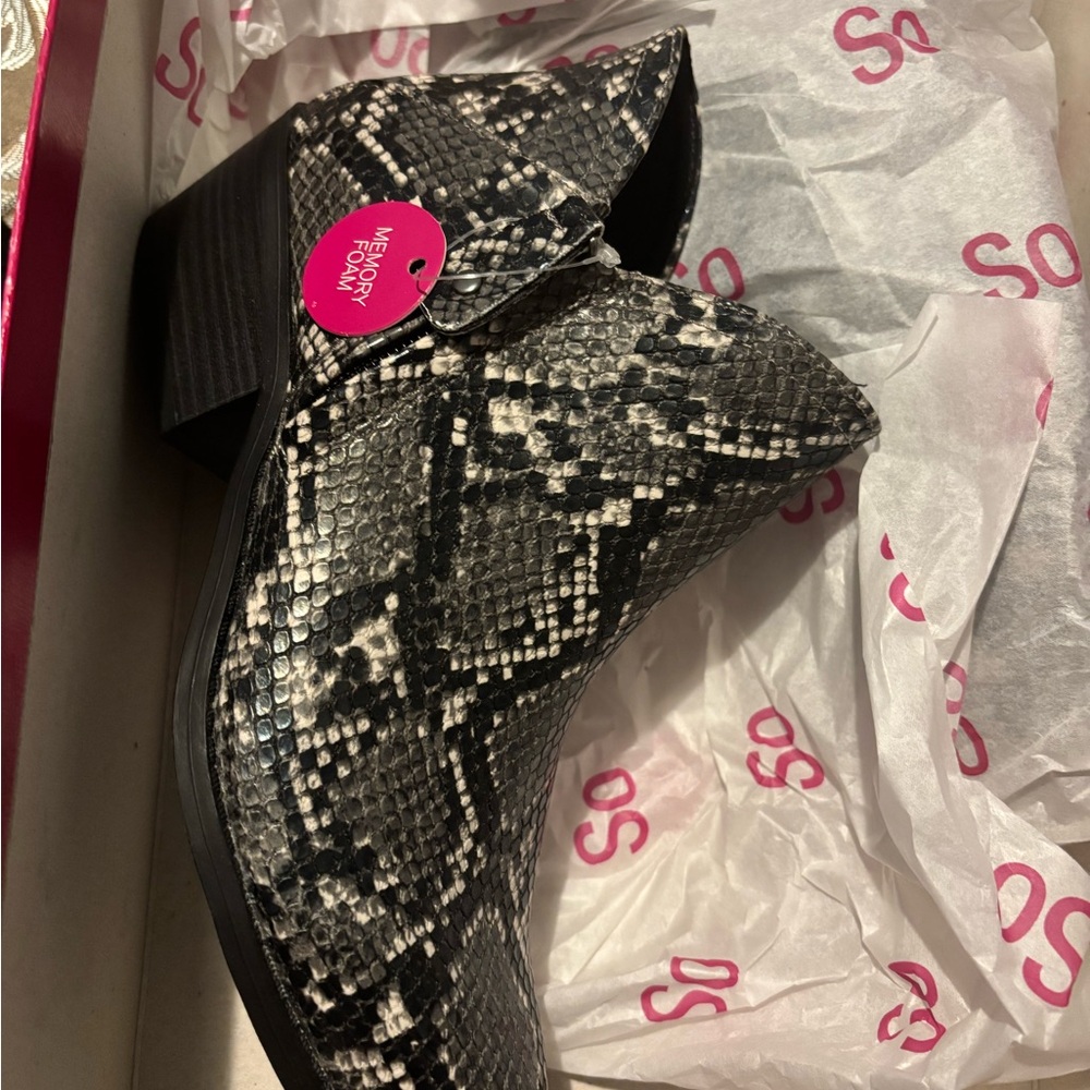 SO Black and Gray Snake Print Ankle Booties